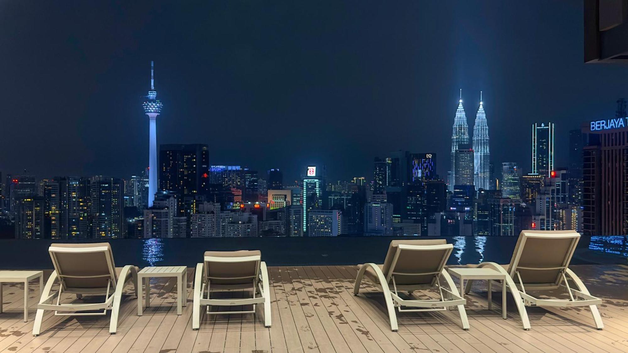 Harmony Luxury Suites At Lucentia Bukit Bintang City Center 쿠알라룸푸르 외부 사진